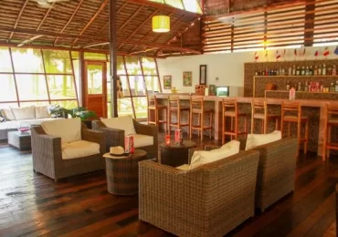 LODGE 1