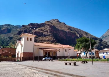 pisac-iglesia